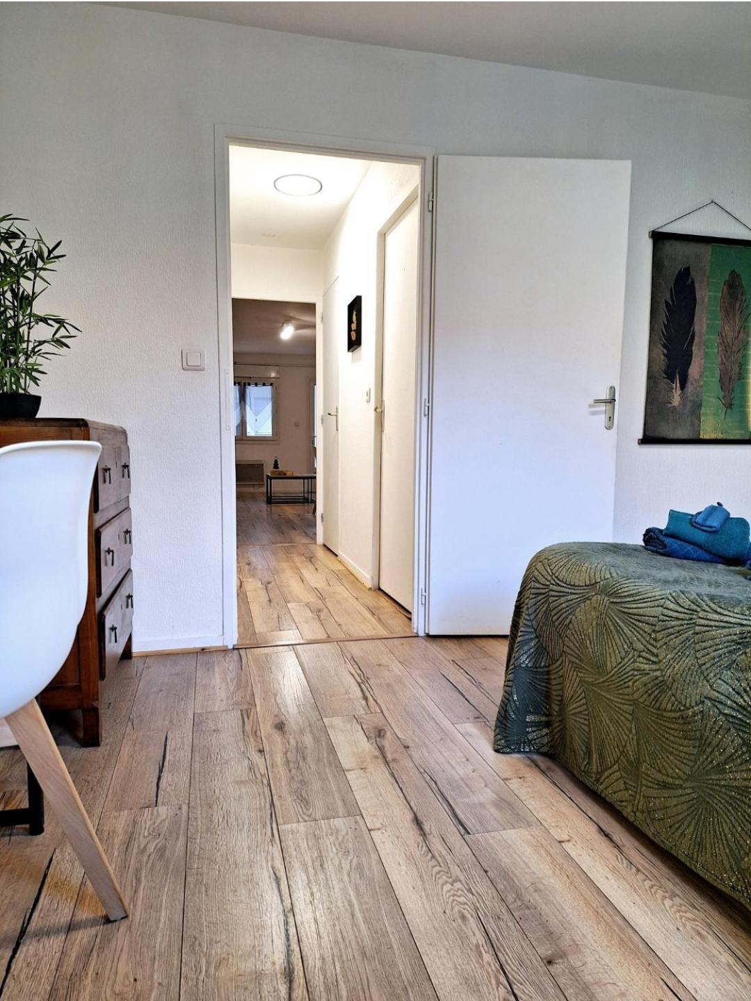 Appartement Cosy Proche Gare - Fibre Optique Et Parking Angoulême Esterno foto