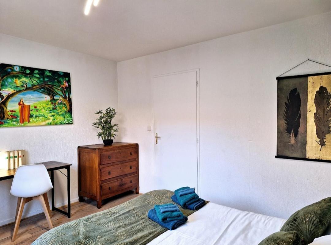 Appartement Cosy Proche Gare - Fibre Optique Et Parking Angoulême Esterno foto