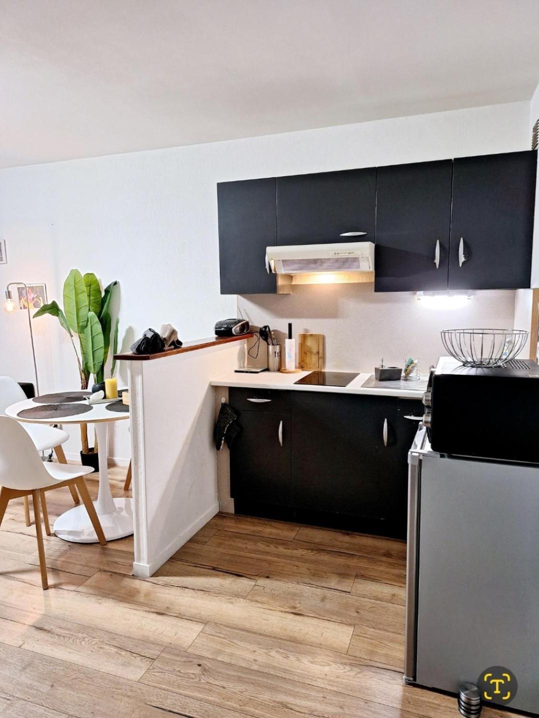 Appartement Cosy Proche Gare - Fibre Optique Et Parking Angoulême Esterno foto