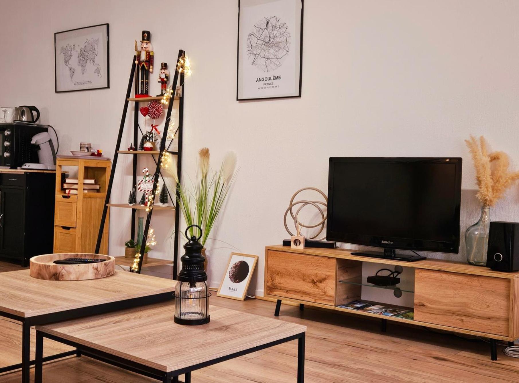 Appartement Cosy Proche Gare - Fibre Optique Et Parking Angoulême Esterno foto